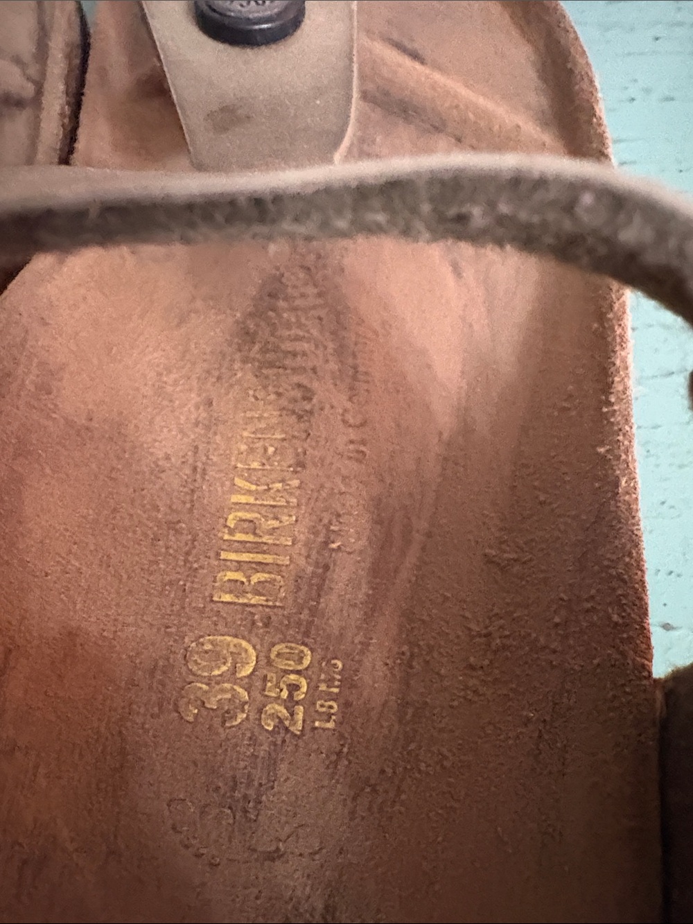 Birkenstock Olive Brown Leather Toe-Post Sandals - Picture 4 of 5